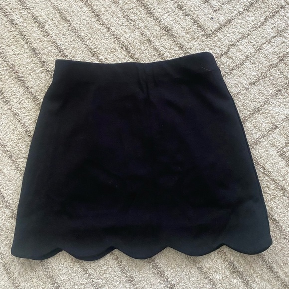 Topshop Black Scallop Hem Mini Skirt Size US 4 UK 8 EUR 36 - Picture 4 of 8